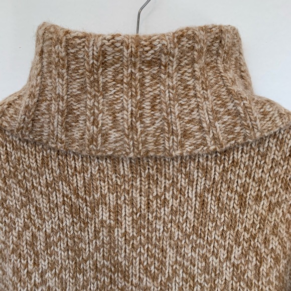 Vintage Wool Turtleneck Made In Italy - Picture 3 of 3